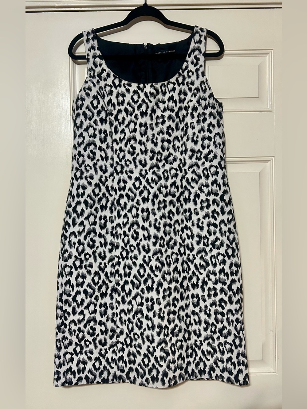 EUC Isabella DeMarco Sleeveless Black and White Leopard Print Dress Size 10
